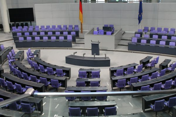 Bundestag bechließt Covid-19-Gesetz